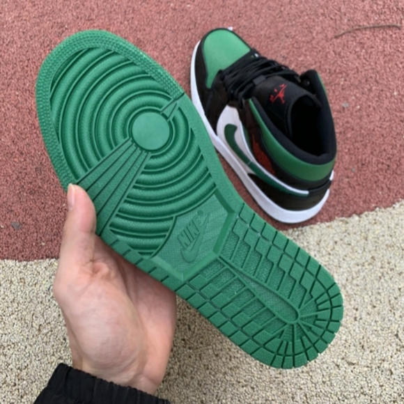 Mid pine  green  1s - Picture 4 of 4